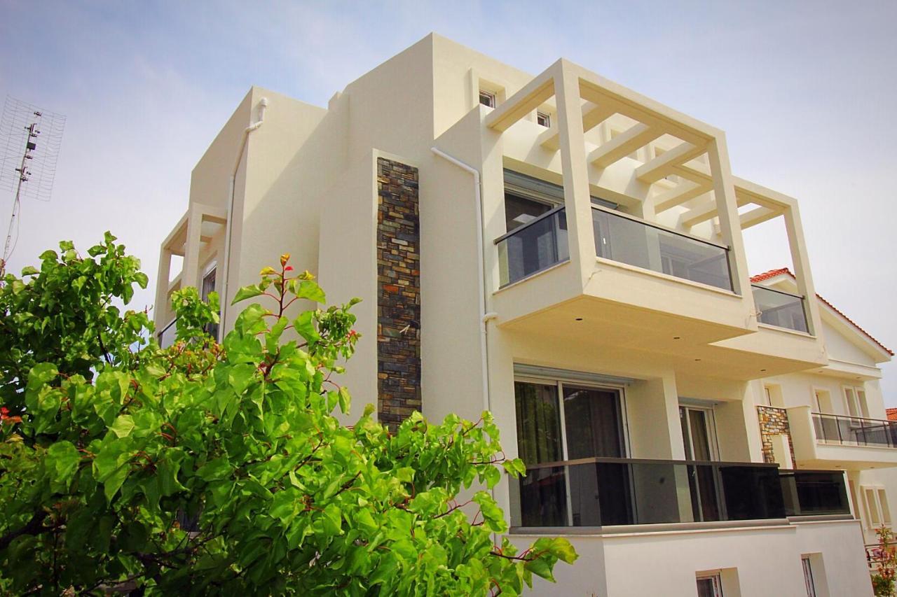 Sky Rays Luxury Apartments Nikiti  Esterno foto