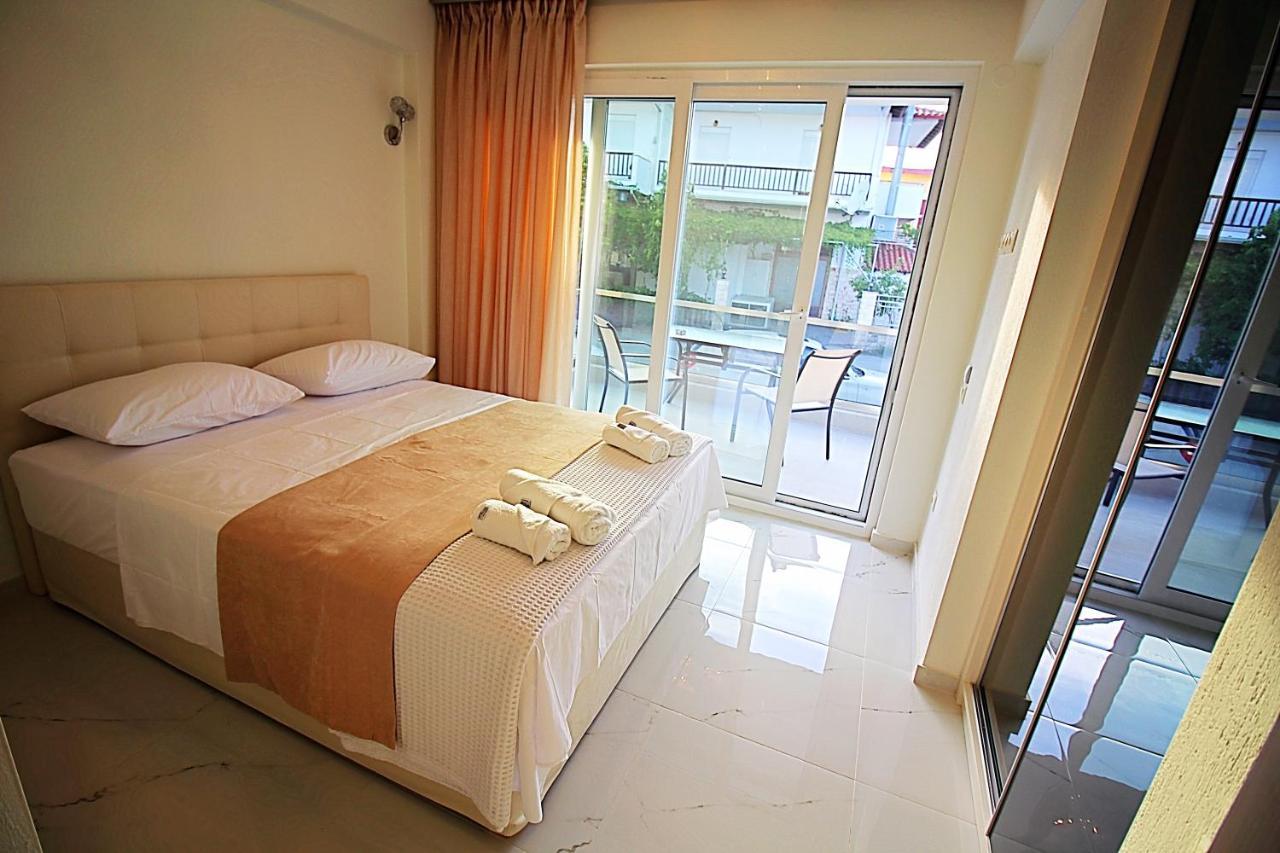 Sky Rays Luxury Apartments Nikiti  Esterno foto