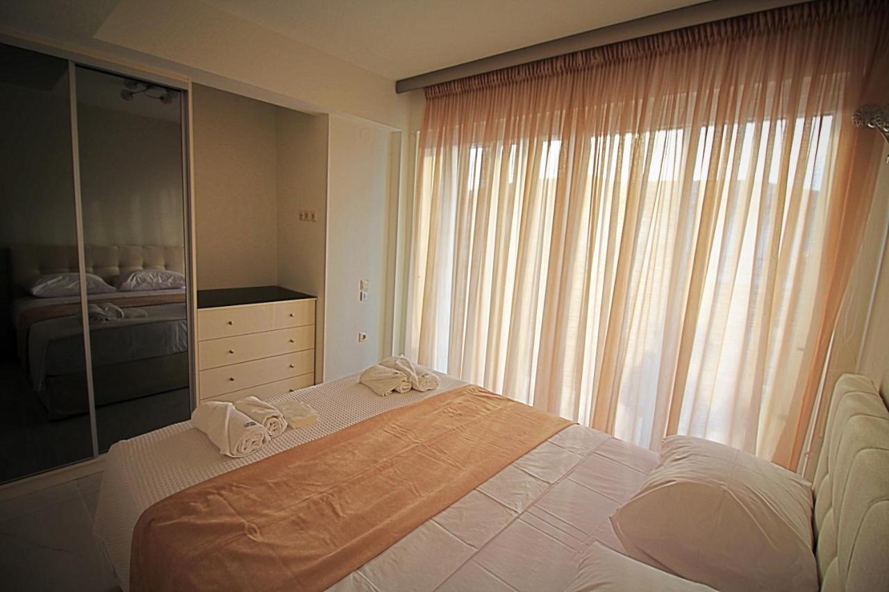 Sky Rays Luxury Apartments Nikiti  Esterno foto