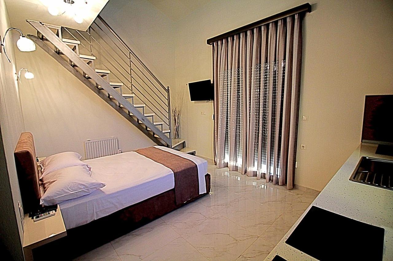 Sky Rays Luxury Apartments Nikiti  Esterno foto